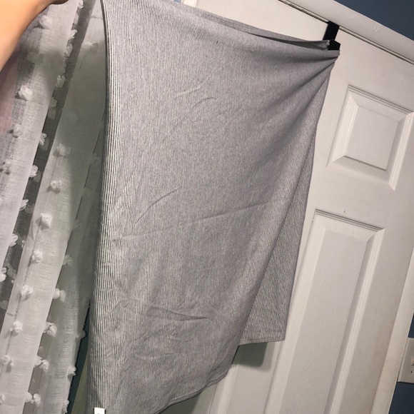 Lululemon Infinity Scarf/Wrap - Picture 2 of 4